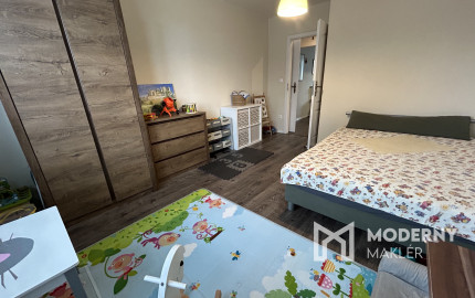 PREDANÝ !!! 3-izbový byt s vlastnou záhradou