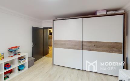 Moderný 3 izbový byt s terasou v úplnom centre mesta