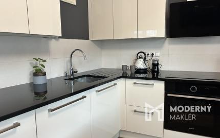 Na predaj moderný rodinný dom v Bzinciach pod Javorinou