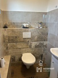 Na predaj moderný rodinný dom v Bzinciach pod Javorinou