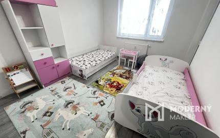 Na predaj priestranný 3-izbový byt v Trenčíne