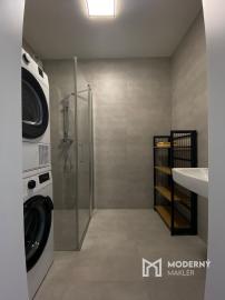 Krásne zariadený dvojizbový byt na ulici Hanzlíkovská