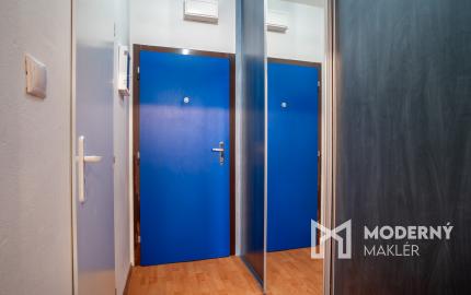 REZERVOVANÉ: Na predaj príjemná garsónka v Trenčíne