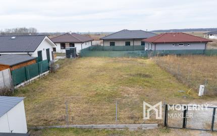 Na predaj pozemok vhodný na výstavbu rodinnému domu v Zohore