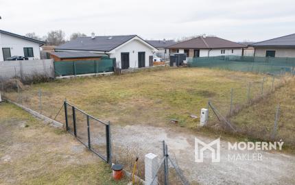 Na predaj pozemok vhodný na výstavbu rodinnému domu v Zohore