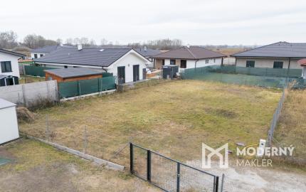 Na predaj pozemok vhodný na výstavbu rodinnému domu v Zohore