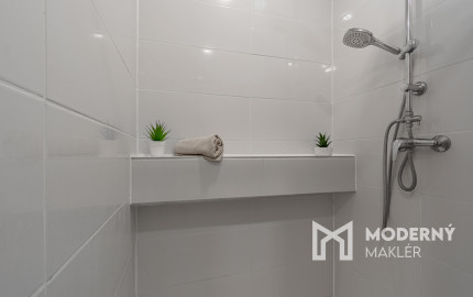 Na predaj 4-izbový byt s bytovou jednotkou v Bernolákove