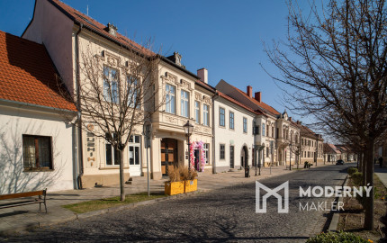 Na predaj štýlový 3-izbový mezonet v historickom centre Trnavy
