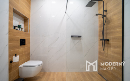 Na predaj štýlový 3-izbový mezonet v historickom centre Trnavy