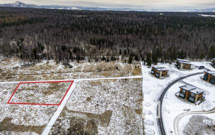 Na predaj rozľahlý pozemok v lokalite Rozprávkovo – Tatranská Lomnica