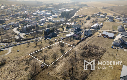 Na predaj veľkorysý pozemok v obci Šarišské Sokolovce