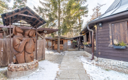 Na predaj jedinečná Zbojnícka koliba s bohatou históriou v Starej Lesnej