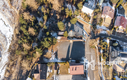 Na predaj jedinečná Zbojnícka koliba s bohatou históriou v Starej Lesnej