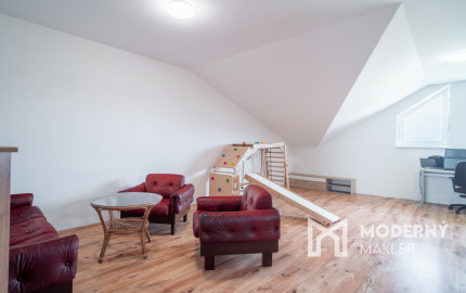 Na predaj príjemný 4-izbový rodinný dom v Lehniciach