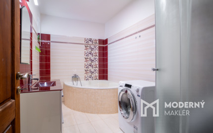 Na predaj príjemný 4-izbový rodinný dom v Lehniciach