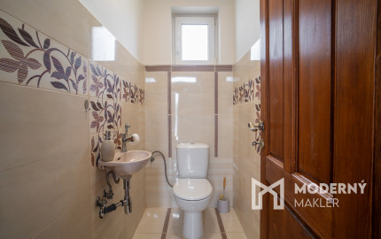 Na predaj príjemný 4-izbový rodinný dom v Lehniciach