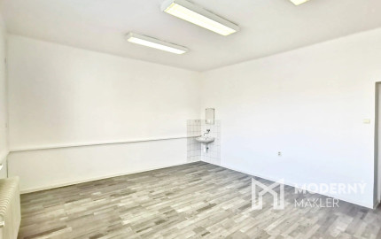 Na prenájom administratívny priestor o výmere 23,8m2 v Stupave – AB17