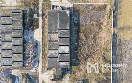 Na predaj veľkorysý pozemok s poľnohospodárskou budovou v obci Vydrany vhodný aj pre developerov