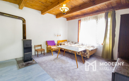 Na predaj rekreačná chata v jedinečnom prostredí Malých Karpát v Sološnici