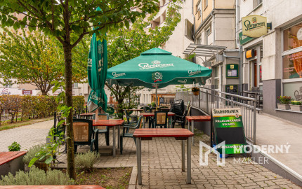 Na predaj gastroprevádzka s vonkajšou terasou v Karlovej Vsi