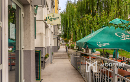 Na predaj gastroprevádzka s vonkajšou terasou v Karlovej Vsi