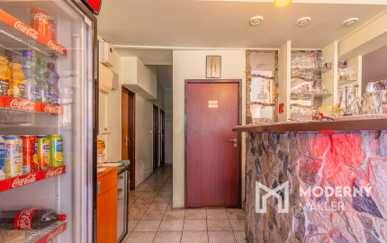 Na predaj gastroprevádzka s vonkajšou terasou v Karlovej Vsi