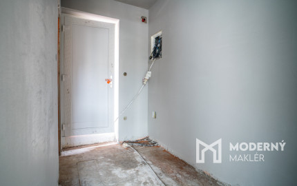 Na predaj nadštandardný 3-izbový byt s vlastnou záhradou v Kráľovej pri Senci