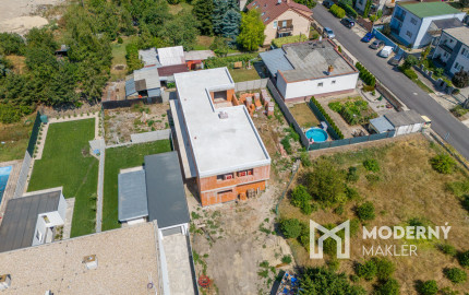 Na predaj nadštandardný 3-izbový byt s vlastnou záhradou v Kráľovej pri Senci