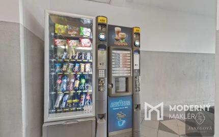 PREVÁDZKOVO - UBYTOVACIA BUDOVA KTORÁ GENERUJE ZAUJÍMAVÉ ZISKY