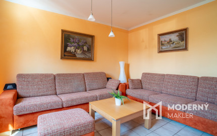 Na predaj rodinný dom s rozľahlým pozemkom v obci Nové Sady