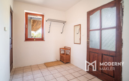 Na predaj rodinný dom s rozľahlým pozemkom v obci Nové Sady