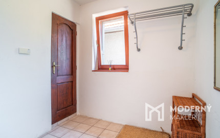 Na predaj rodinný dom s rozľahlým pozemkom v obci Nové Sady