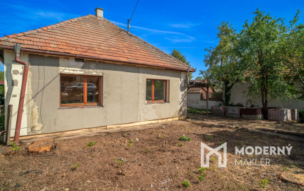 Na predaj rodinný dom s rozľahlým pozemkom v obci Nové Sady