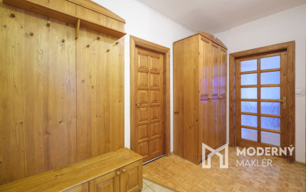 REZERVOVANÉ: Na predaj slnečný 4-izbový byt na Námestí Kráľovnej pokoja v Prešove