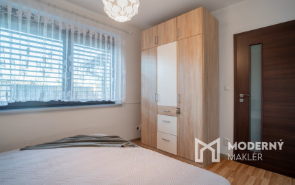 REZERVOVANÉ - Na predaj klimatizovaný 4-izbový rodinný dom s garážou a možnosťou prerobenia na 5-izbový v Senci