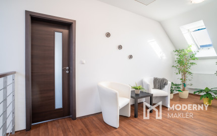 REZERVOVANÉ - Na predaj klimatizovaný 4-izbový rodinný dom s garážou a možnosťou prerobenia na 5-izbový v Senci