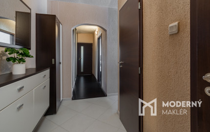 REZERVOVANÉ: Na predaj zrekonštruovaný 3-izbový byt vo vyhľadávanej časti Podunajských Biskupíc