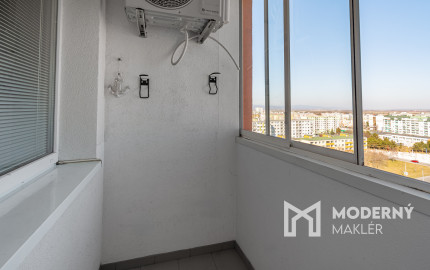 REZERVOVANÉ: Na predaj zrekonštruovaný 3-izbový byt vo vyhľadávanej časti Podunajských Biskupíc