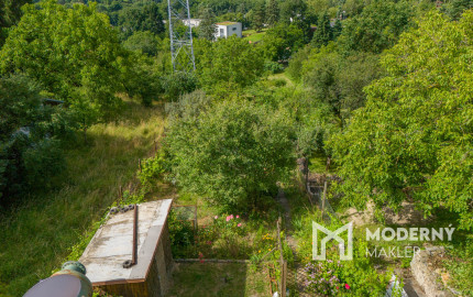 Na predaj rekreačný pozemok so záhradnou chatou v Stupave