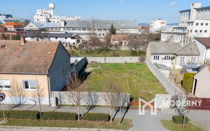 Na predaj rovinatý pozemok na výstavbu v Piešťanoch