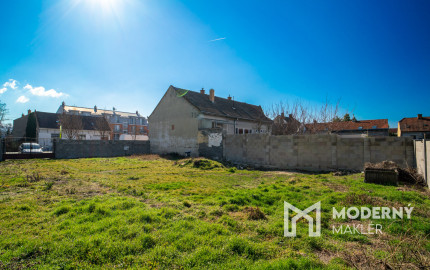 Na predaj rovinatý pozemok na výstavbu v Piešťanoch