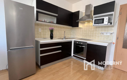 Na prenájom priestranný 3-izbový byt v Trenčíne