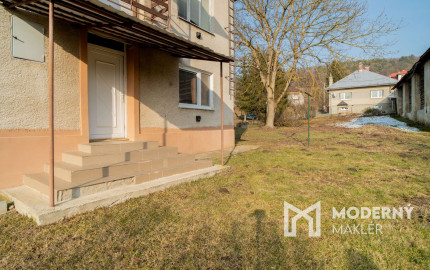 Na predaj veľký 5 – izbový rodinný dom v obci Marhaň