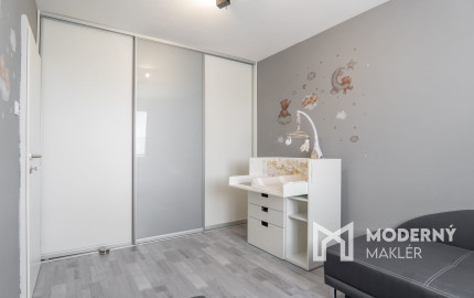 Na predaj dizajnový 3-izbový byt po kompletnej rekonštrukcii v Rači