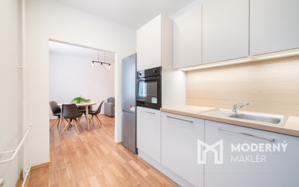 Na prenájom 3-izbový byt v Bratislave-Nové Mesto