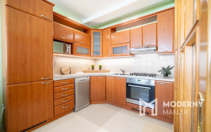 Na prenájom 2-izbový byt na Píniovej ulici v Bratislave