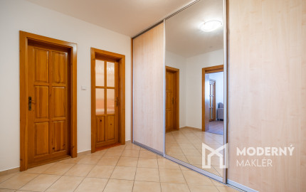 Na prenájom 2-izbový byt na Píniovej ulici v Bratislave