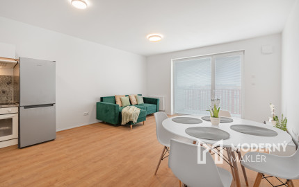 REZERVOVANÉ: Na prenájom 2-izbový byt s balkónom a garážovým státím v projekte MIKO, Trnava