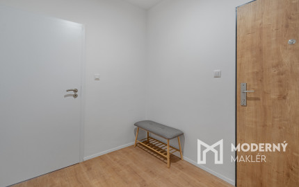 REZERVOVANÉ: Na prenájom 2-izbový byt s balkónom a garážovým státím v projekte MIKO, Trnava