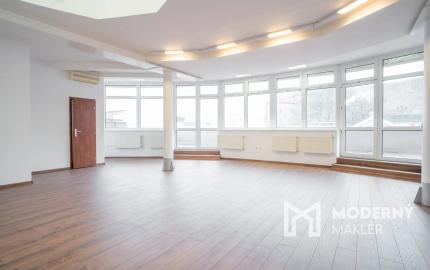 Na prenájom kancelársky priestor na Zámockej ulici priamo pod Bratislavským hradom